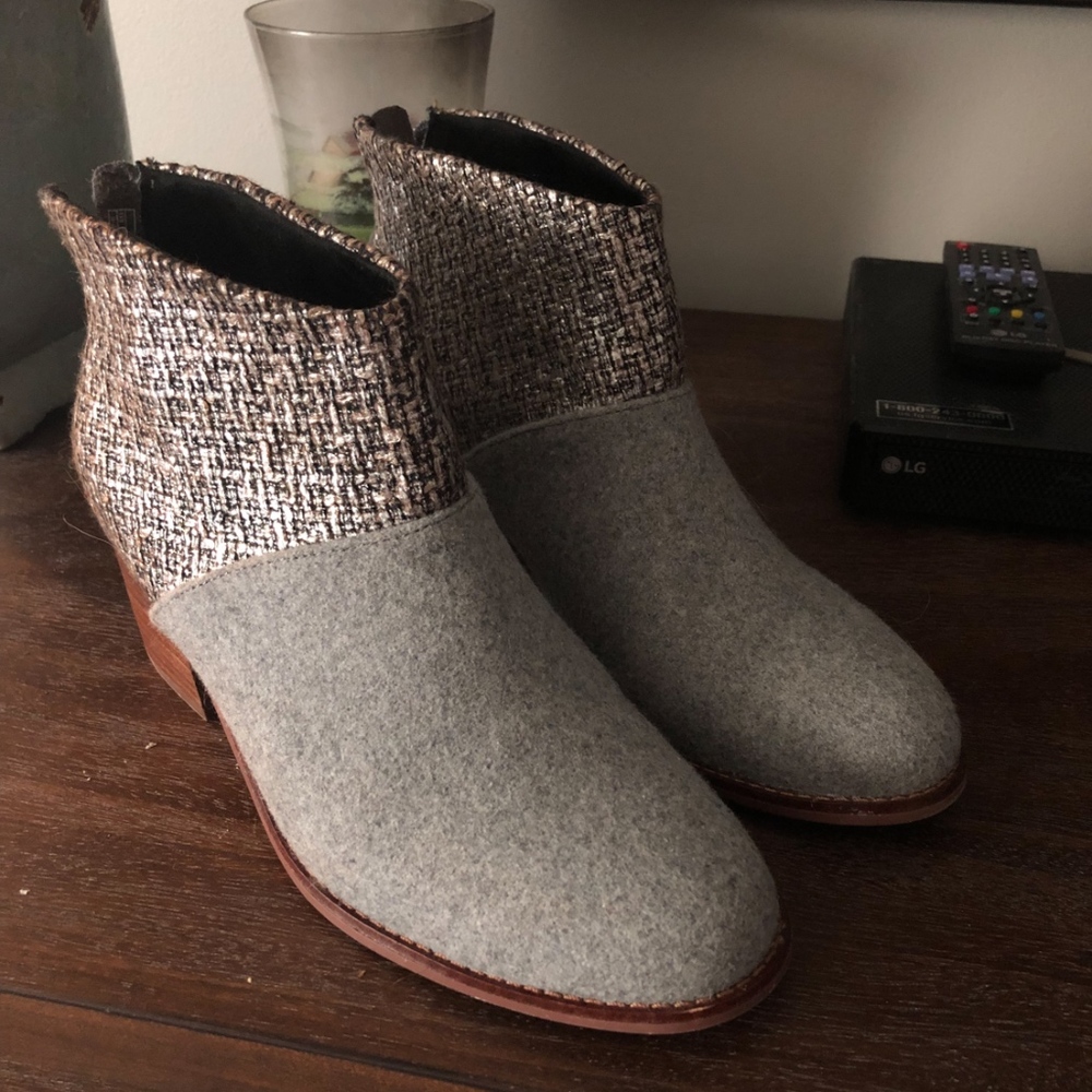 TOMS Leila Silver & Suede booties